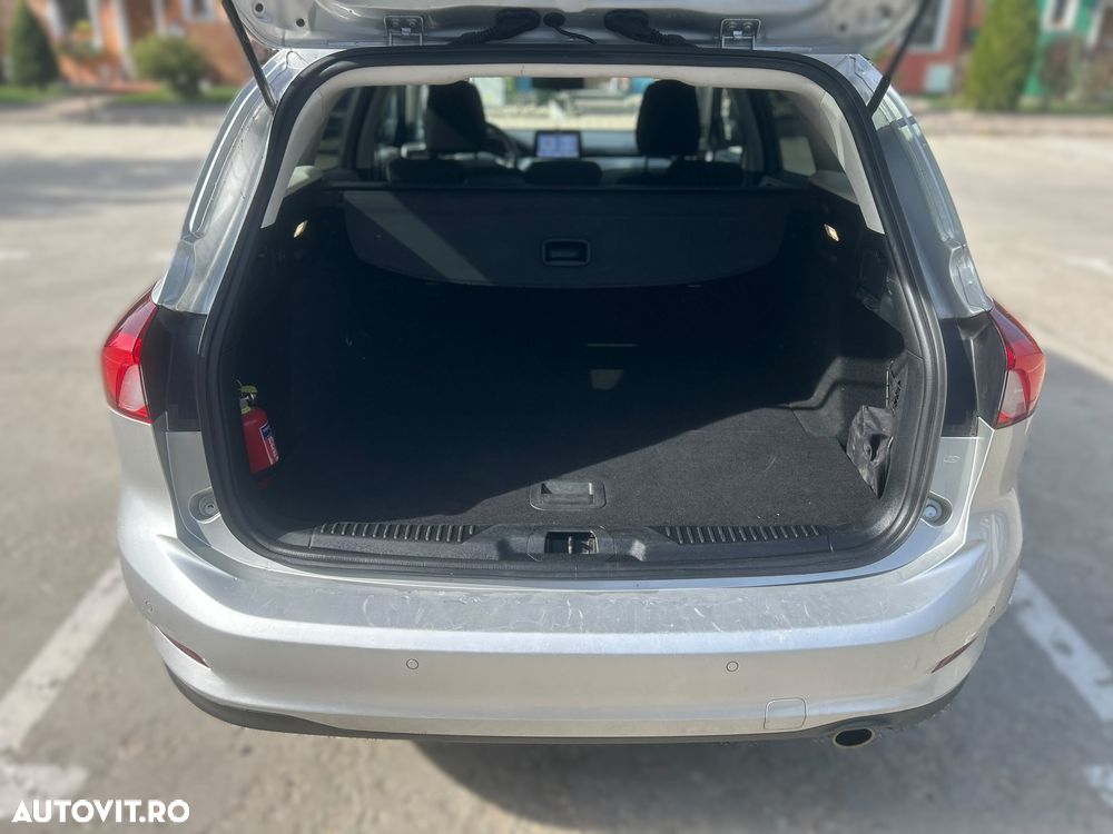 Ford Focus 1.0 EcoBoost Trend Edition - 14