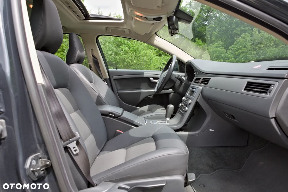 Volvo V70 - 24