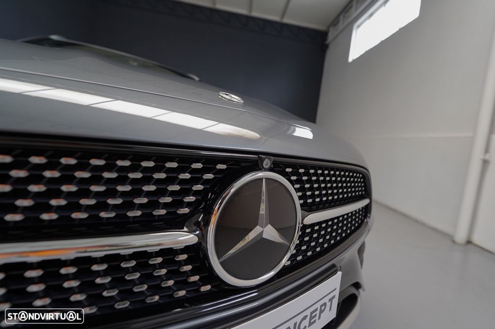 Mercedes-Benz E 300 de AMG Line - 26