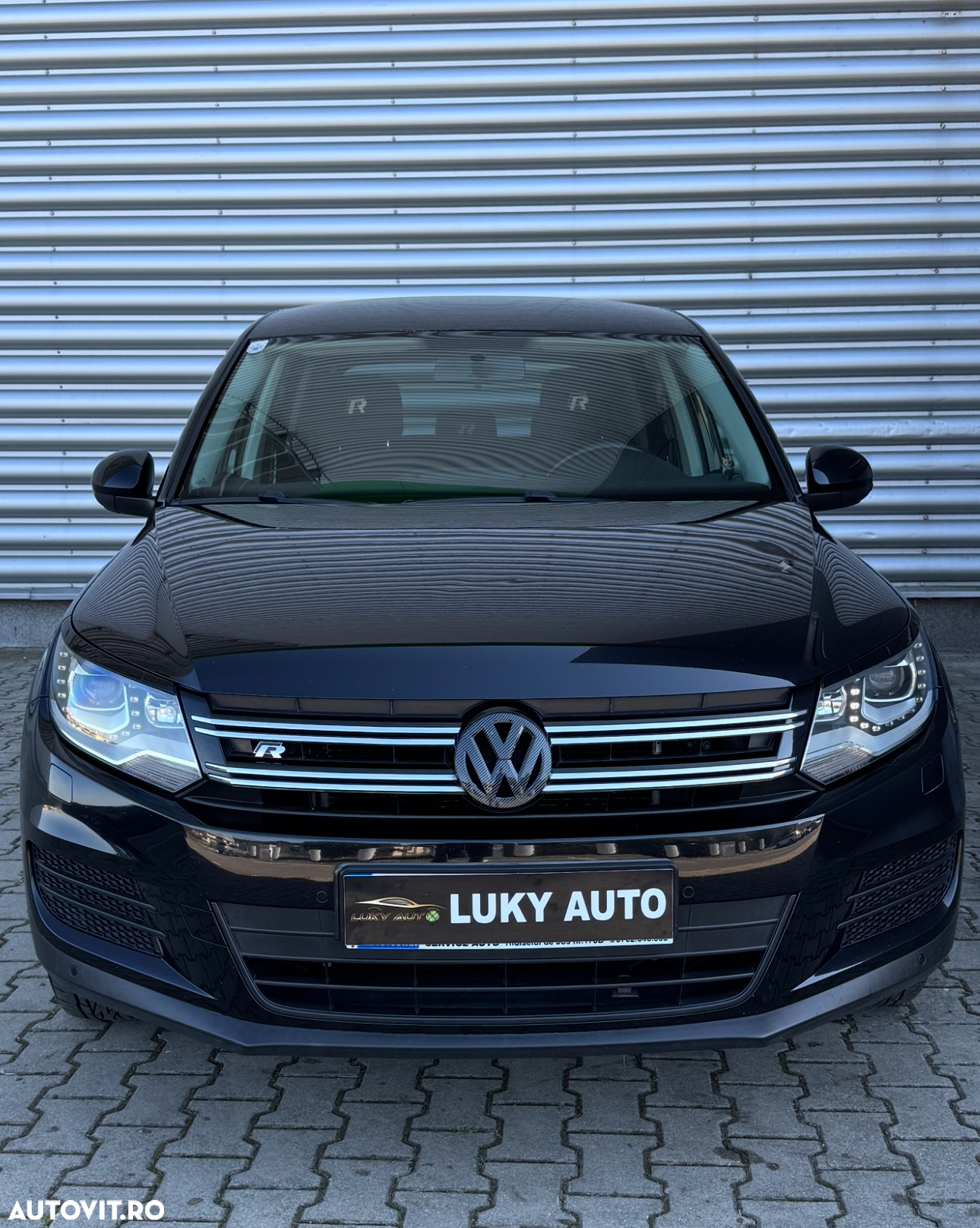 Volkswagen Tiguan - 14