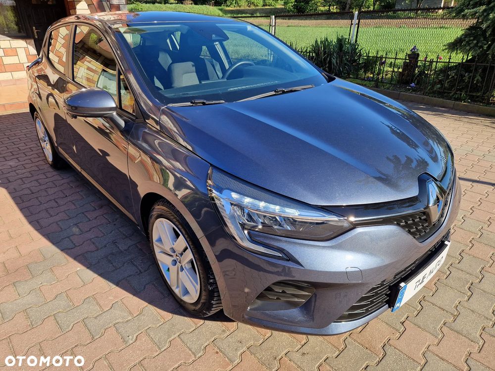 Renault Clio - 40