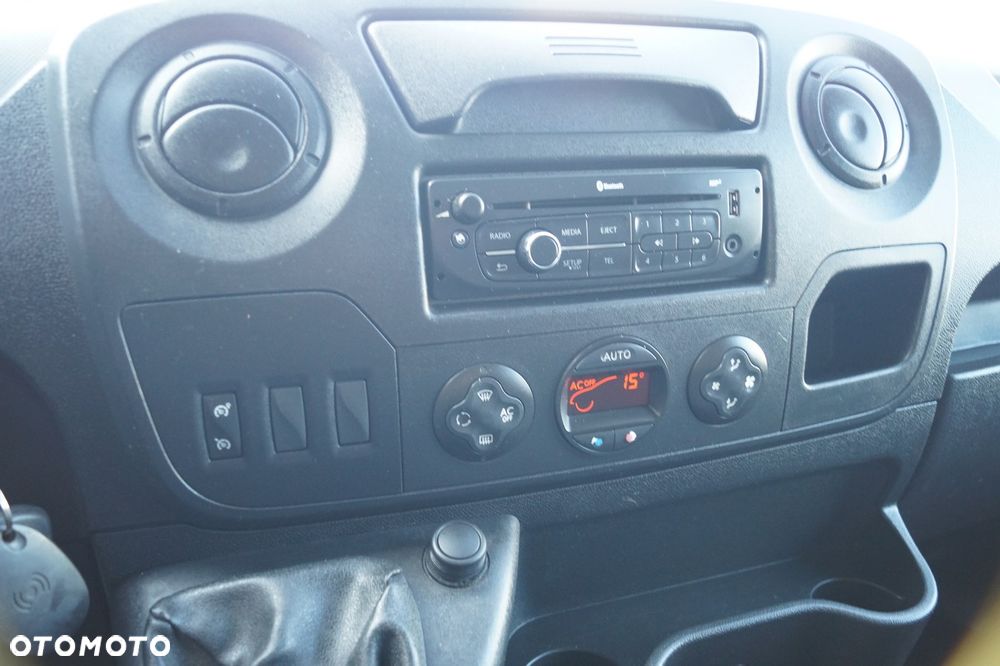 Renault Master - 22