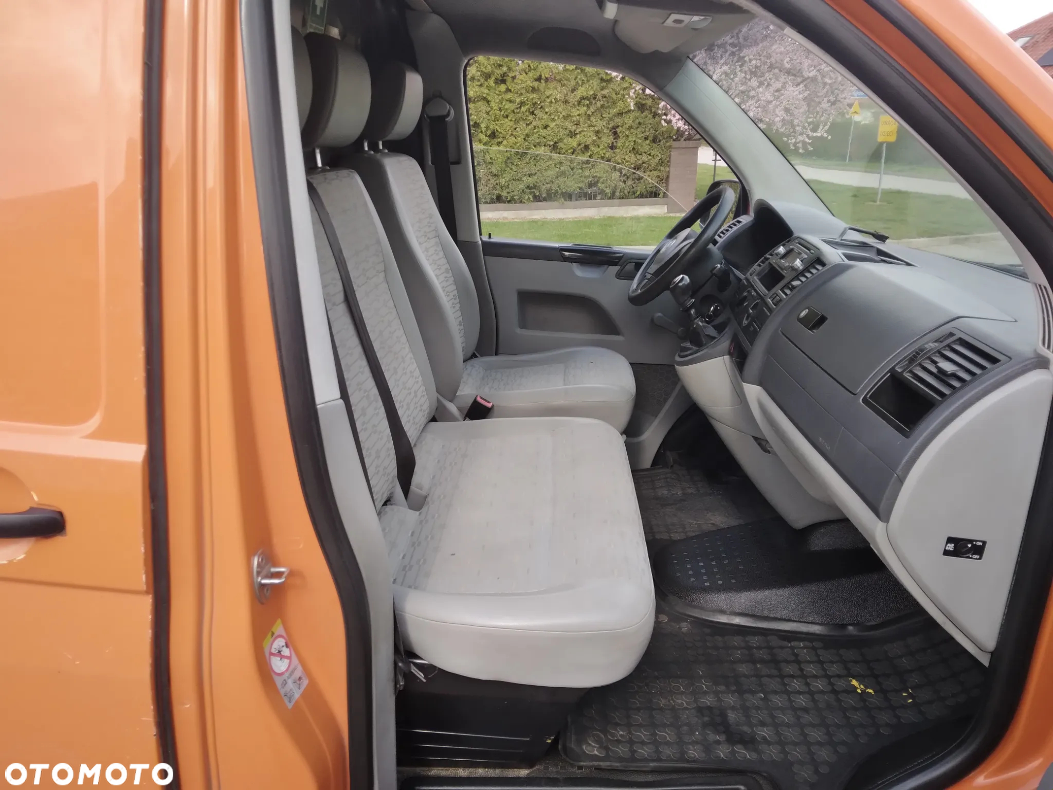 Volkswagen Transporter - 8