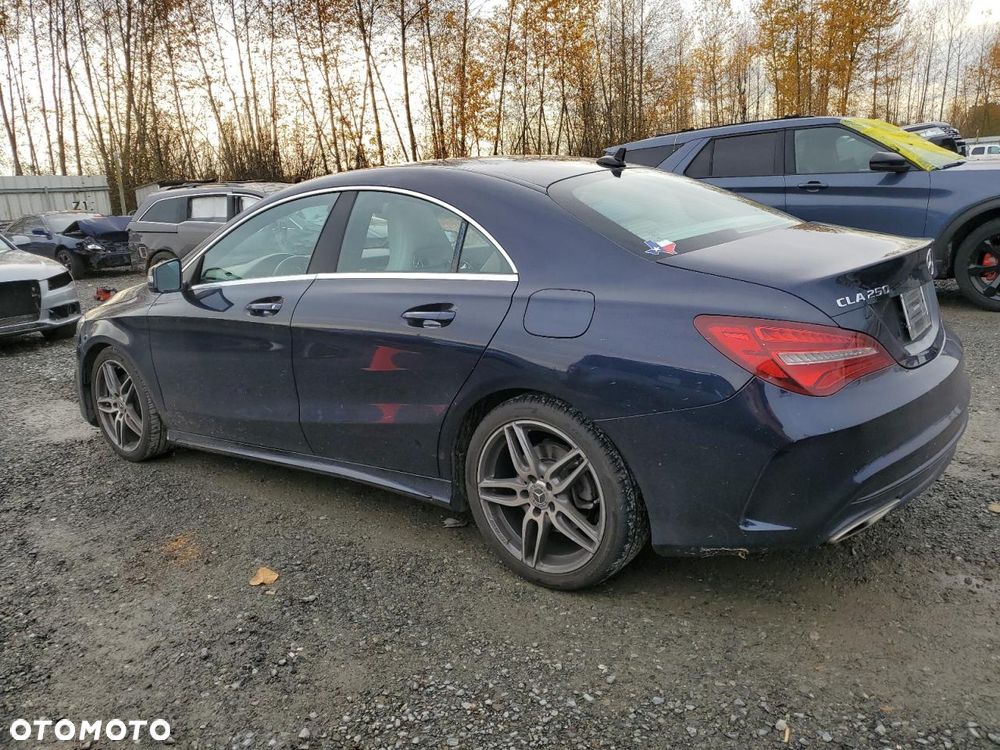 Mercedes-Benz CLA - 2