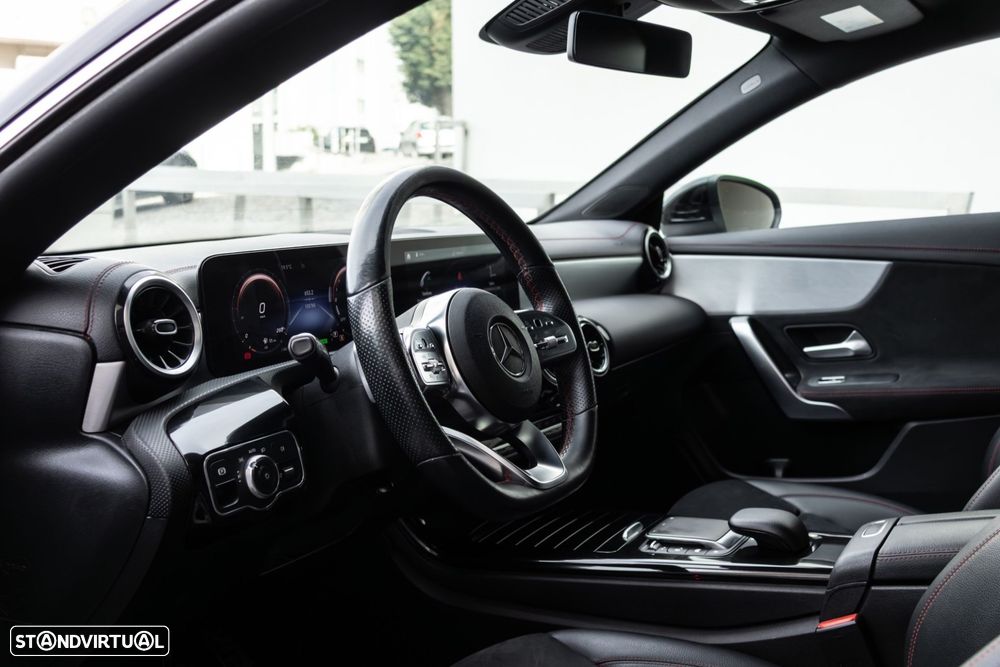 Mercedes-Benz CLA 250 e AMG Line - 12