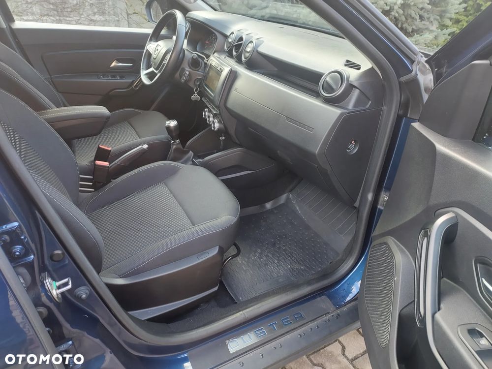 Dacia Duster 1.6 SCe Laureate S&S - 9