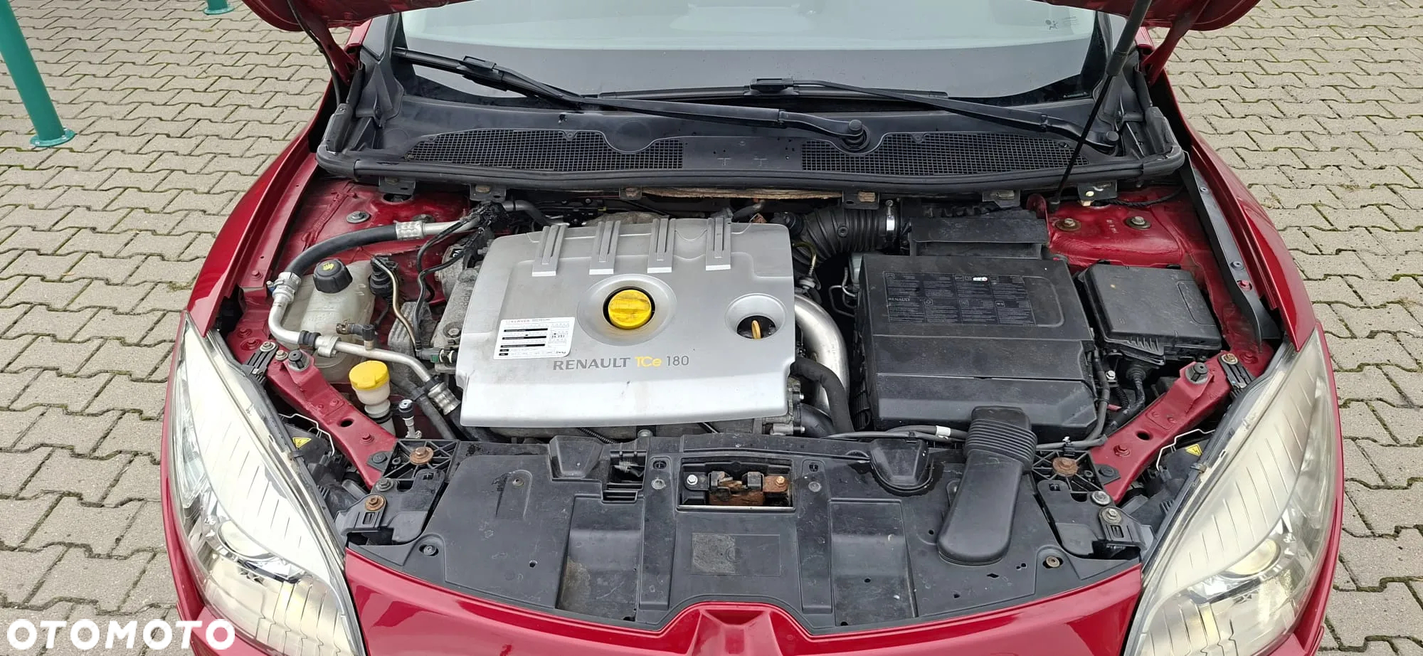 Renault Megane TCe 180 GT - 34
