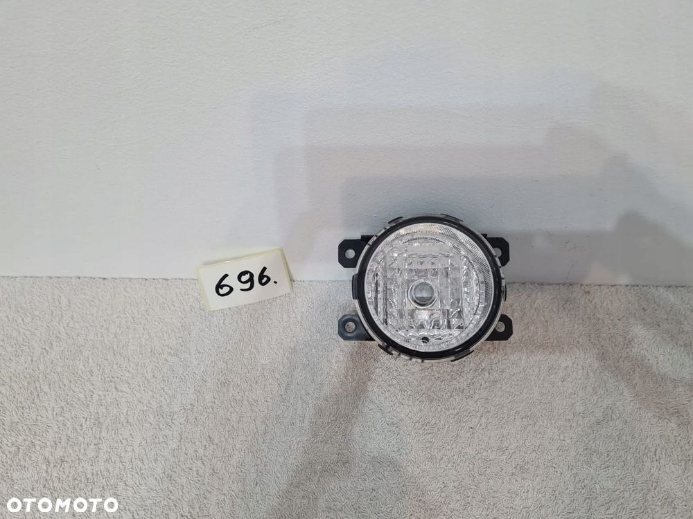 Halogen Mitsubishi Space Star L200 - 3