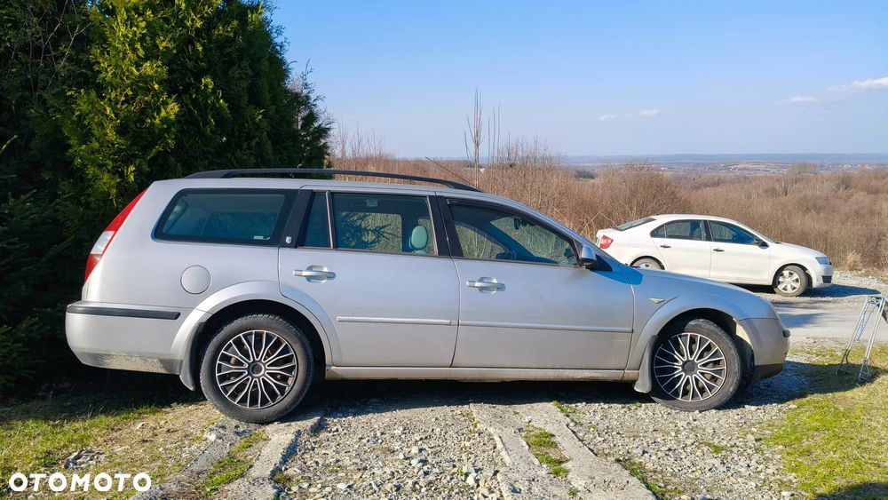 Ford Mondeo 2.0 TDCI Ghia Executive - 4