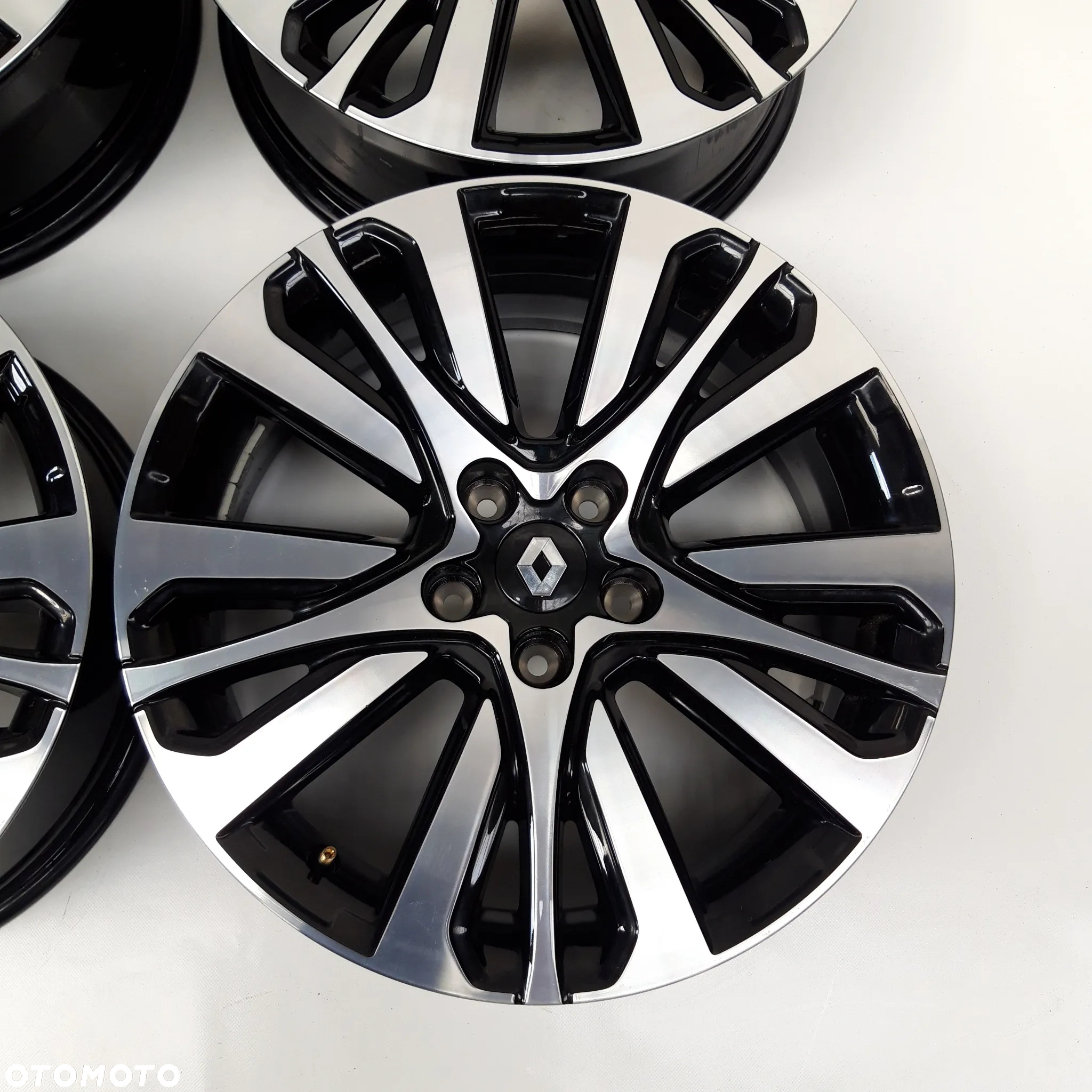 403001989R FELGI 5x114,3 7Jx18 CALI ET35 RENAULT MEGANE CAPTUR TALLSMAN KADJAR ESPACE STAN BDB KOMPLET - 10