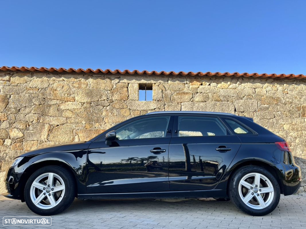 Audi A3 Sportback 1.6 TDI Design - 36