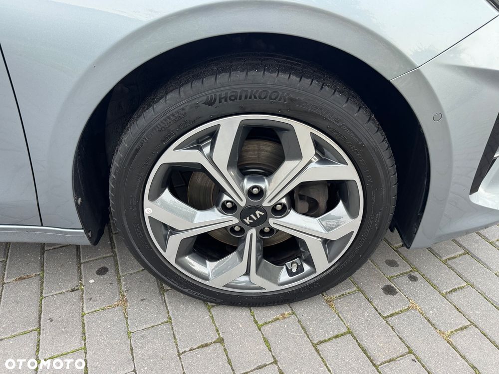 Kia Ceed 1.4 T-GDI DCT OPF Platinum Edition - 21