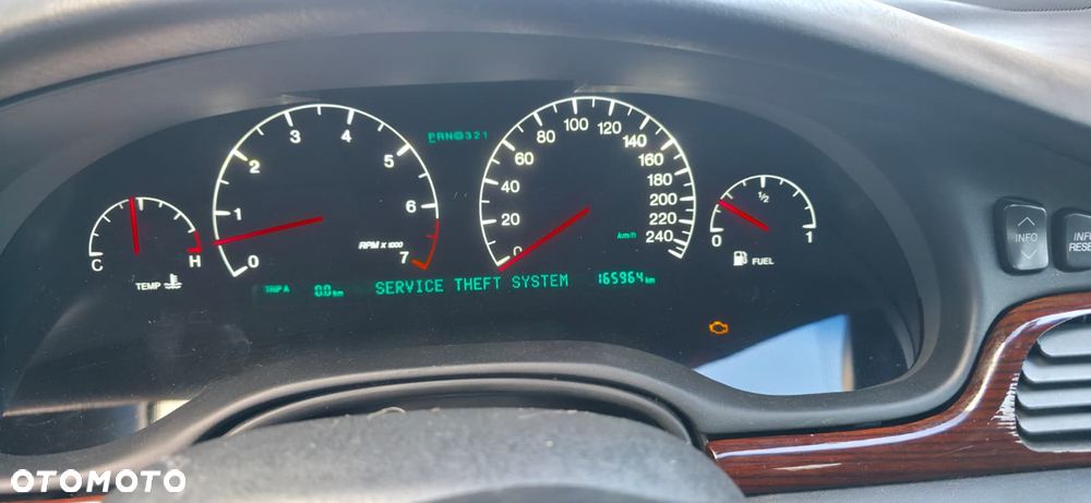 Cadillac Seville 4.6 STS - 3