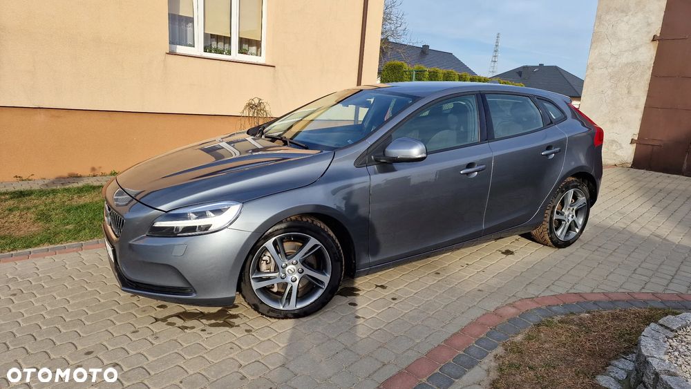 Volvo V40 D2 Geartronic Momentum - 4