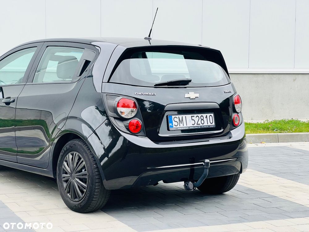 Chevrolet Aveo 1.2 LT - 12