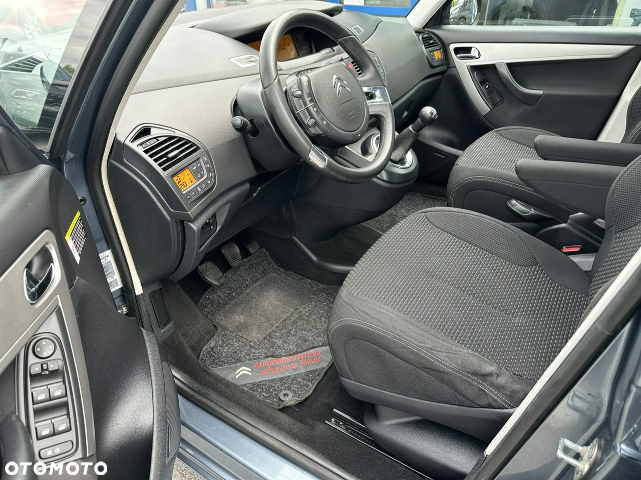 Citroën C4 Picasso - 9