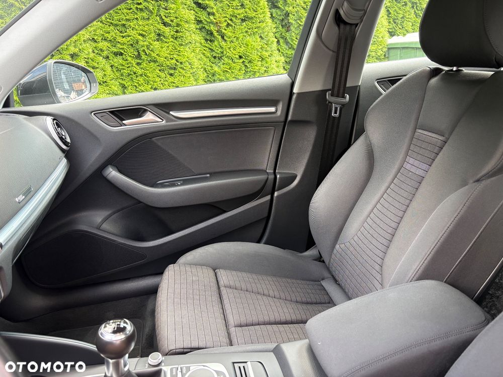 Audi A3 Sportback 2.0 TDI - 19
