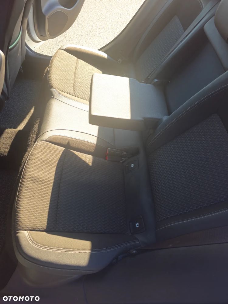 Opel Astra V 1.4 T GPF Elite S&S - 19