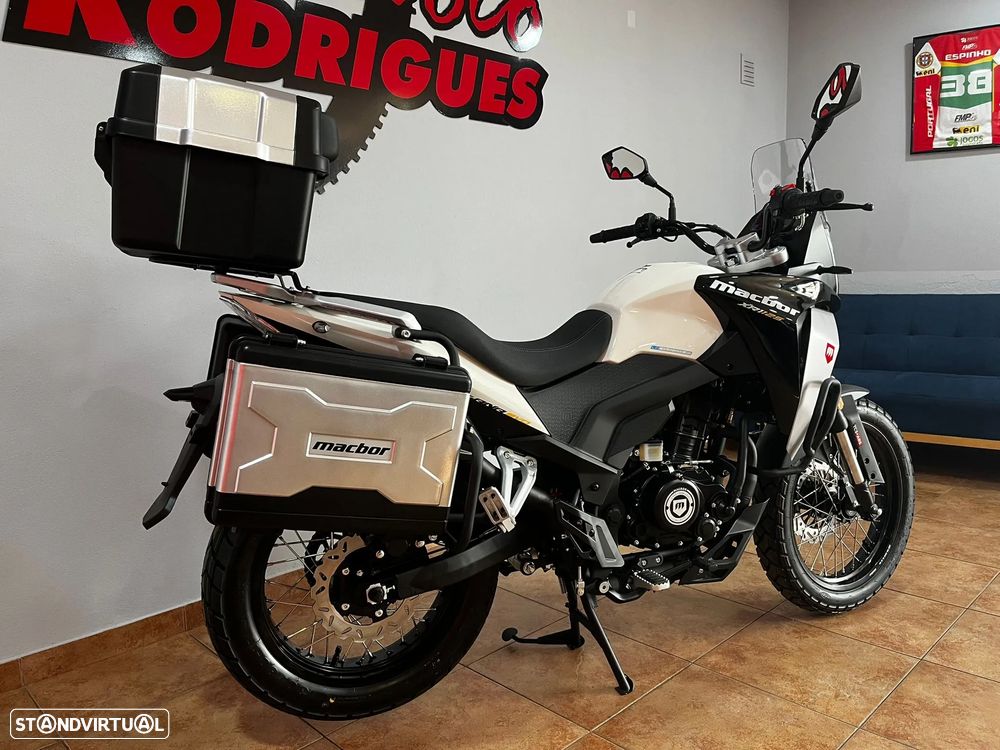 Macbor Montana XR1 125 EVO - COM OFERTA 3 MALAS + EQUIPAMENTO + CARTÃO DE DESCONTO EM COMBUSTÍVEL - 4
