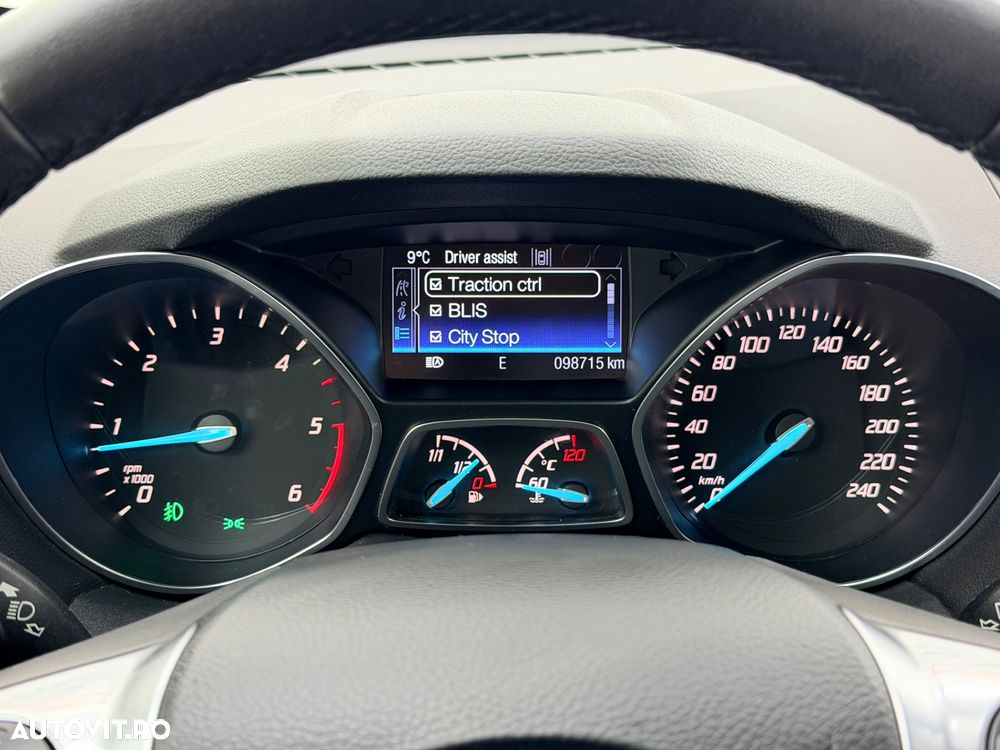 Ford Kuga 2.0 TDCi 2WD Titanium - 35