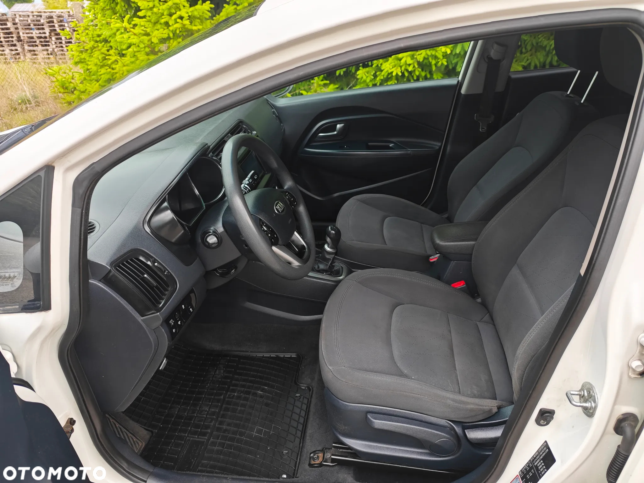 Kia Rio 1.1 CRDI Dream-Team Edition - 6