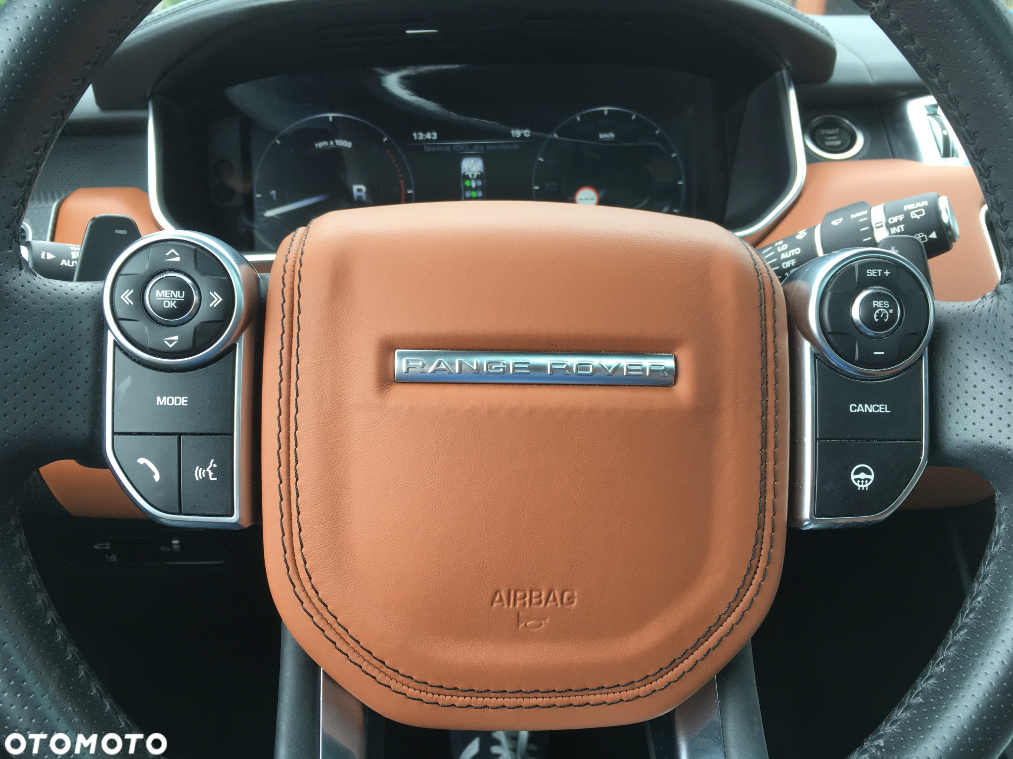 Land Rover Range Rover Sport D340 (SDV8) Autobiography Dynamic - 2