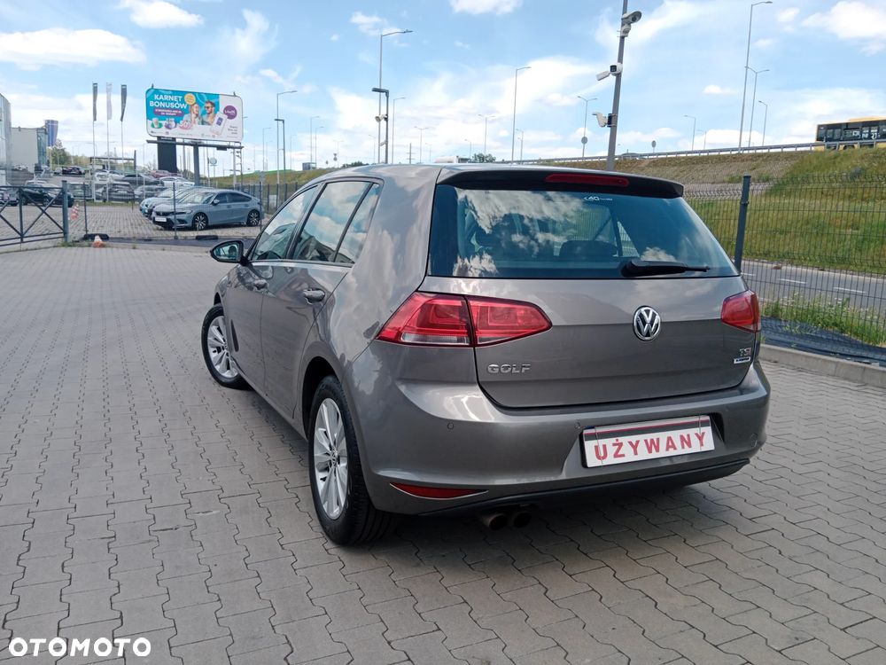 Volkswagen Golf 1.4 TSI BMT Comfortline - 17