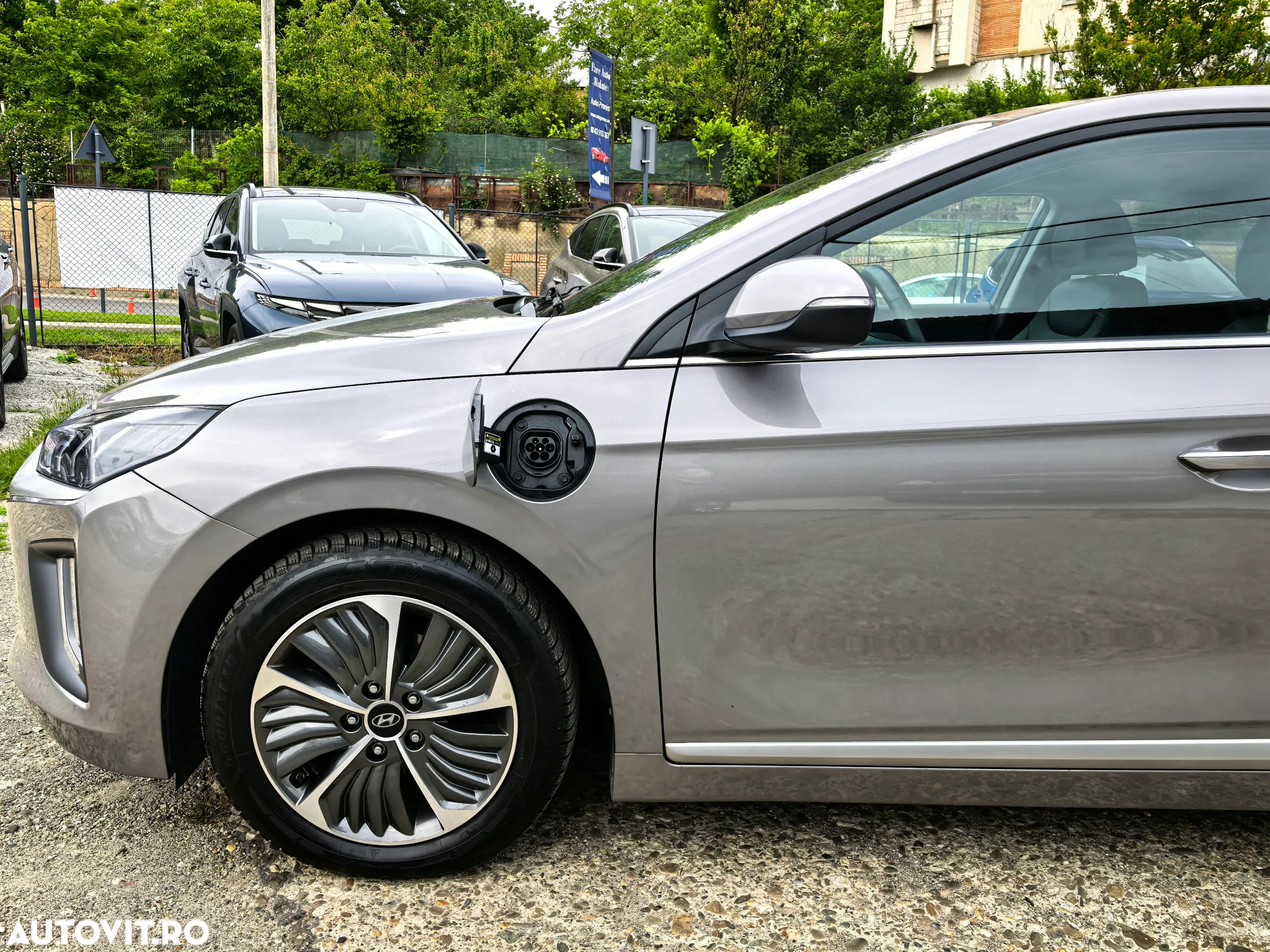Hyundai IONIQ Plug-In Hybrid 1.6 141CP Exclusive - 4