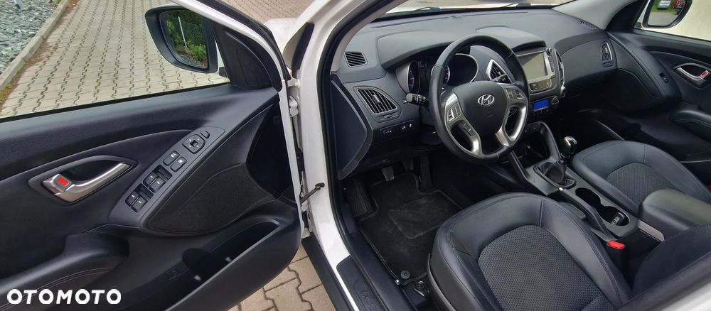 Hyundai ix35 1.6 2WD Style - 19