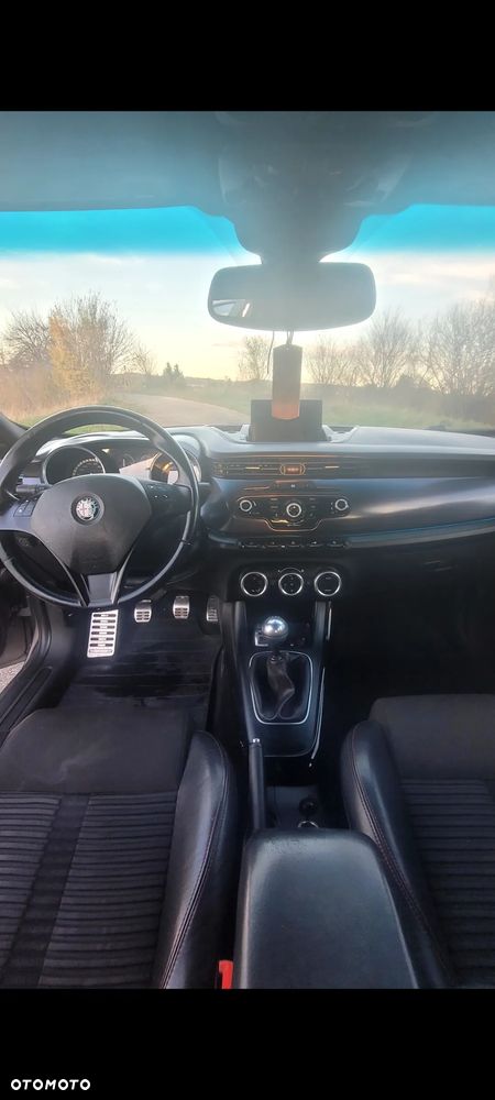 Alfa Romeo Giulietta 1.4 TB MultiAir Distinctive - 9