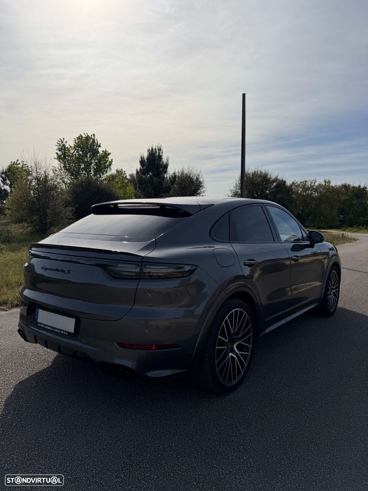 Porsche Cayenne Coupé Turbo S E-Hybrid Tiptronic S - 17