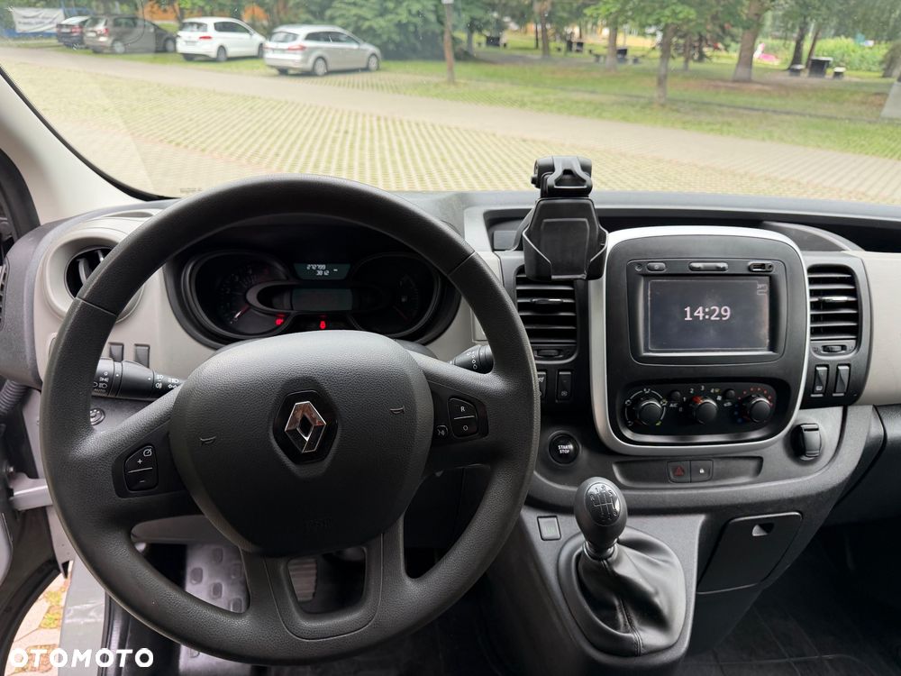 Renault Trafic - 22