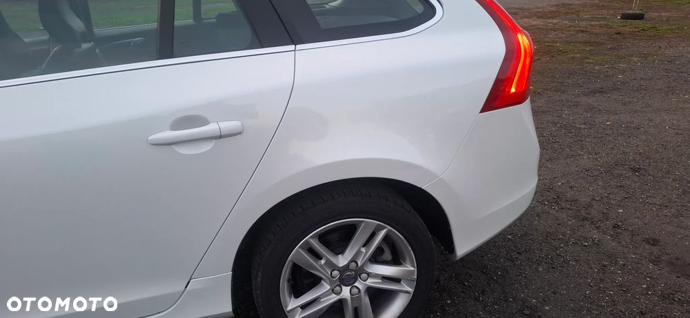 Volvo V60 - 25