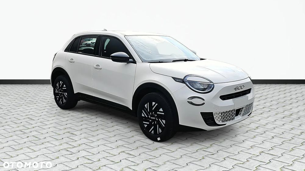 Fiat 600 1.2 Turbo Pop eDCT - 3