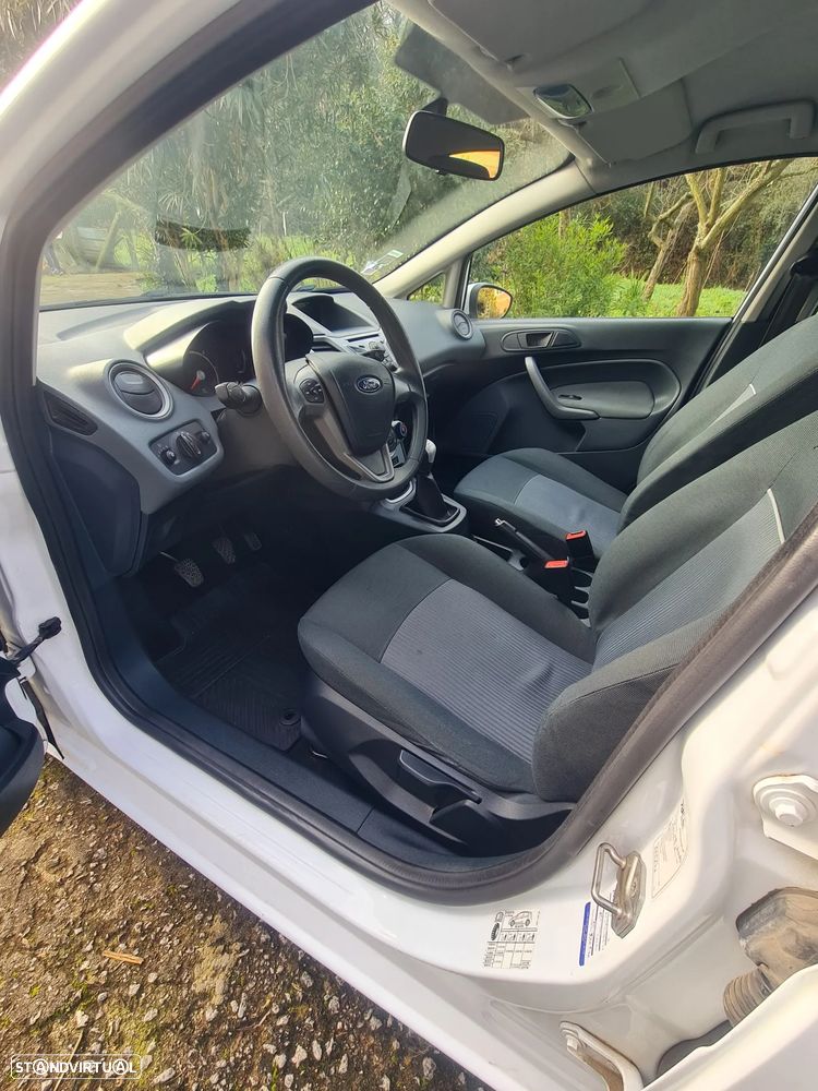 Ford Fiesta 1.4 TDCI Trend - 4