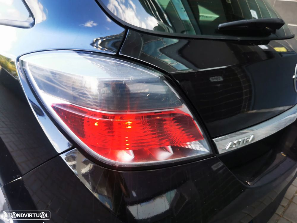 Opel Astra GTC 1.3 CDTI - 16