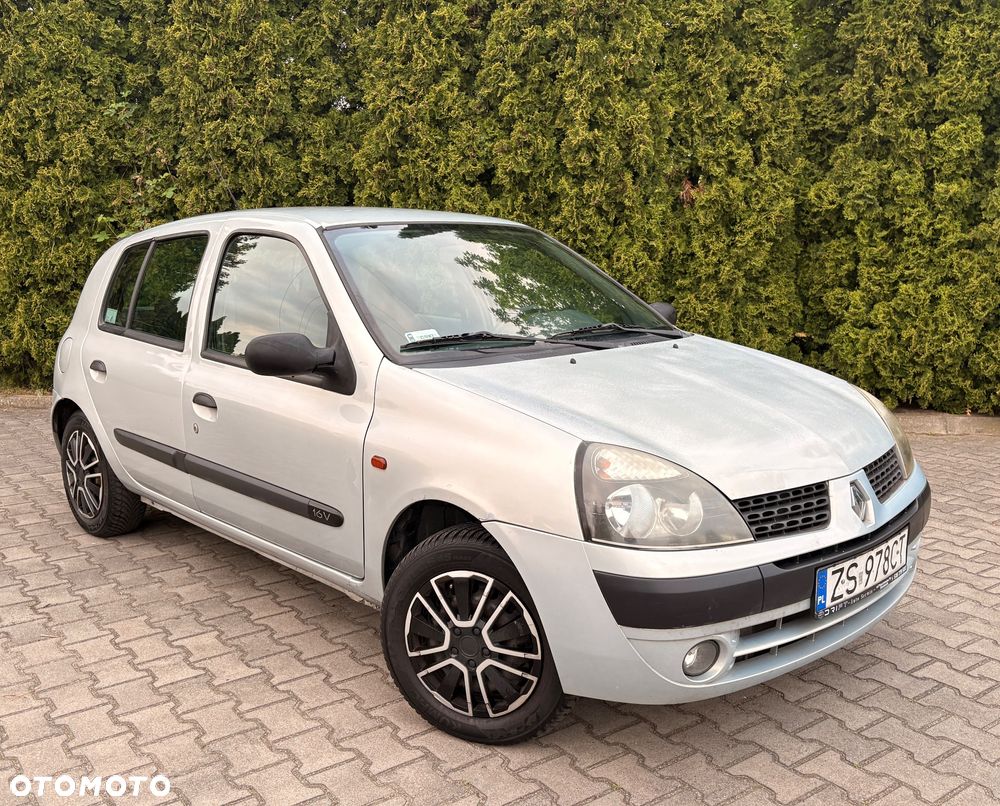 Renault Clio - 1
