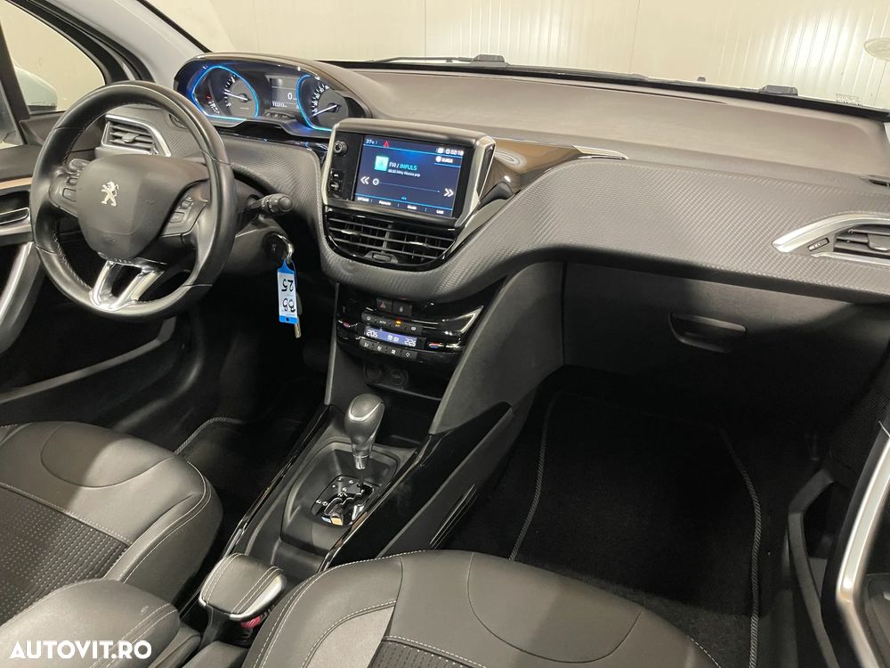 Peugeot 2008 BlueHDi FAP 120 STOP & START EAT6 Allure - 9