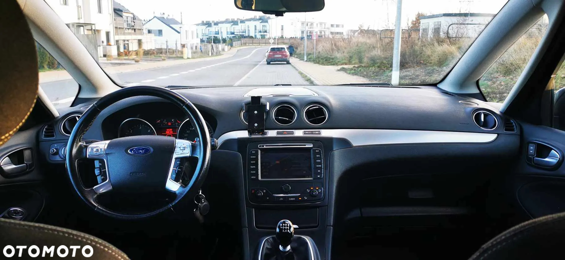 Ford S-Max - 18