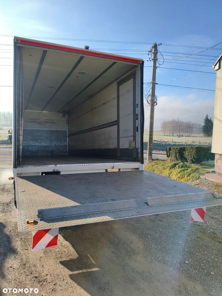 DAF DAF LF 250 / FA 290 / Izoterma / Winda / Holandia / Przebieg 241000 km /18 palet - 5