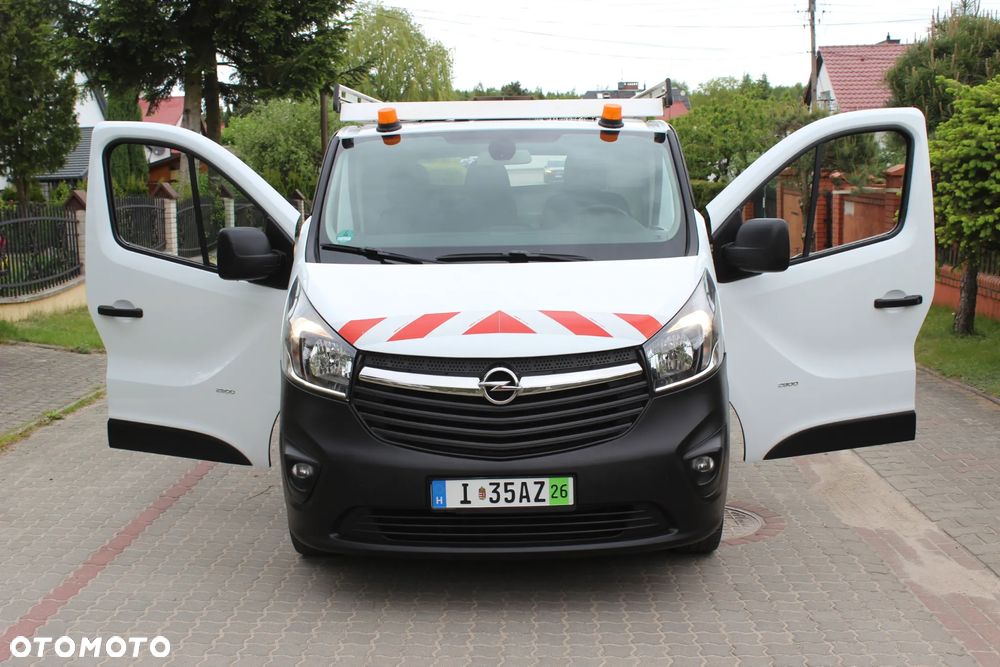 Opel VIVARO - 28