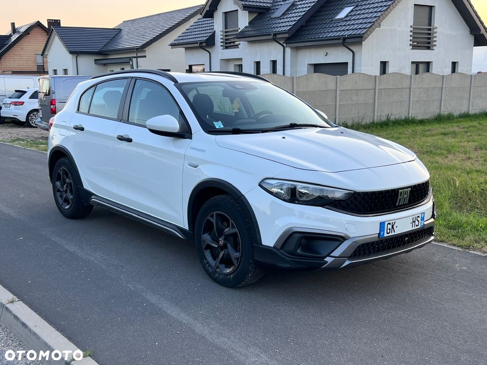 Fiat Tipo 1.5 GSE Cross - 3