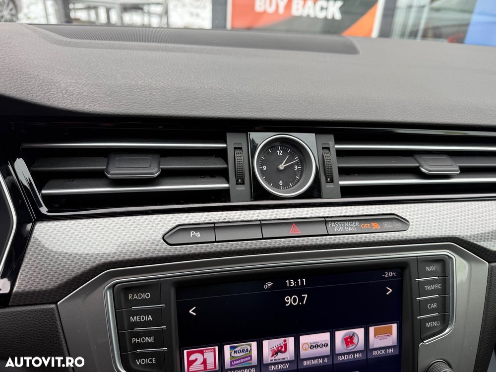 Volkswagen Passat Alltrack 2.0 TDI SCR 4Motion DSG (BMT) - 11