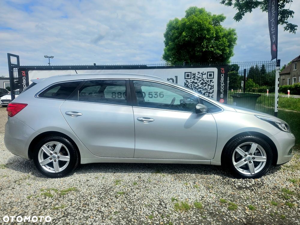 Kia Ceed 1.6 CRDi 128 Spirit - 17