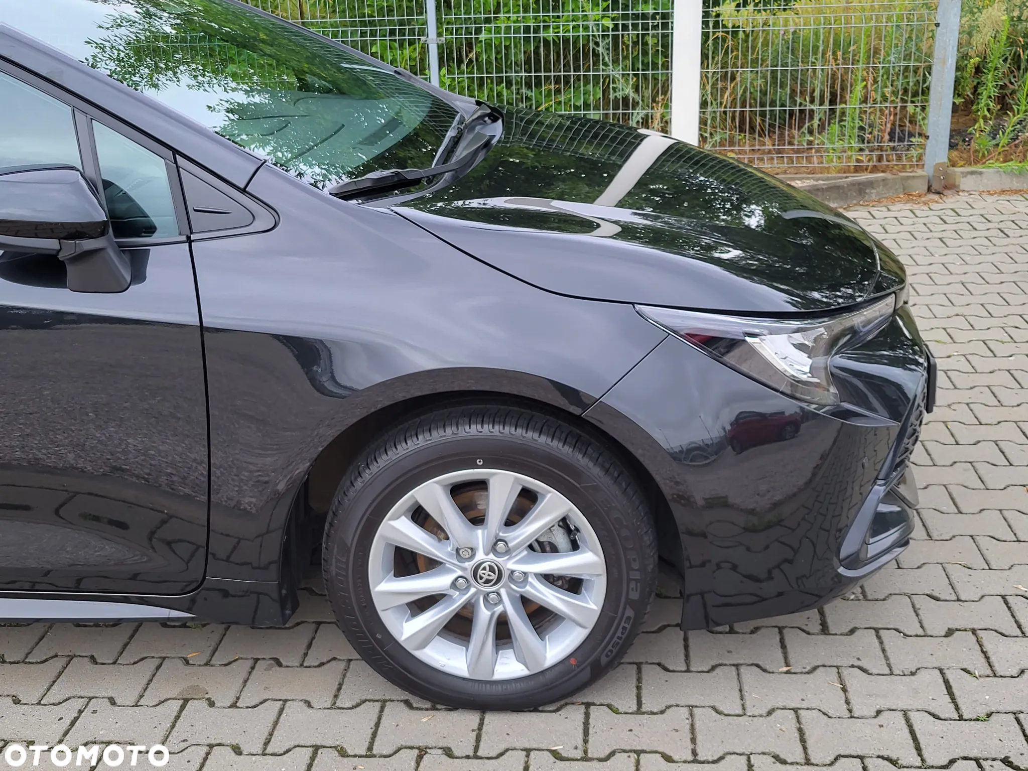 Toyota Corolla 1.8 Hybrid Comfort - 28