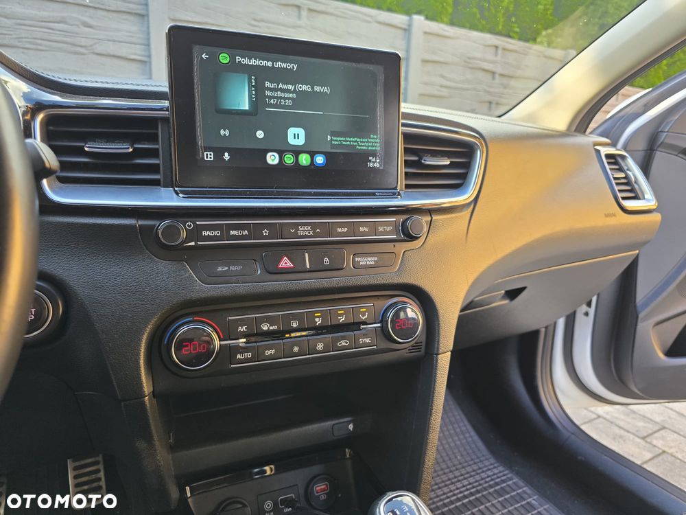 Kia Ceed 1.0 T-GDI OPF Edition 7 - 22