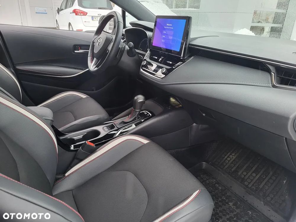 Toyota Corolla 2.0 Hybrid GR Sport Dynamic - 14