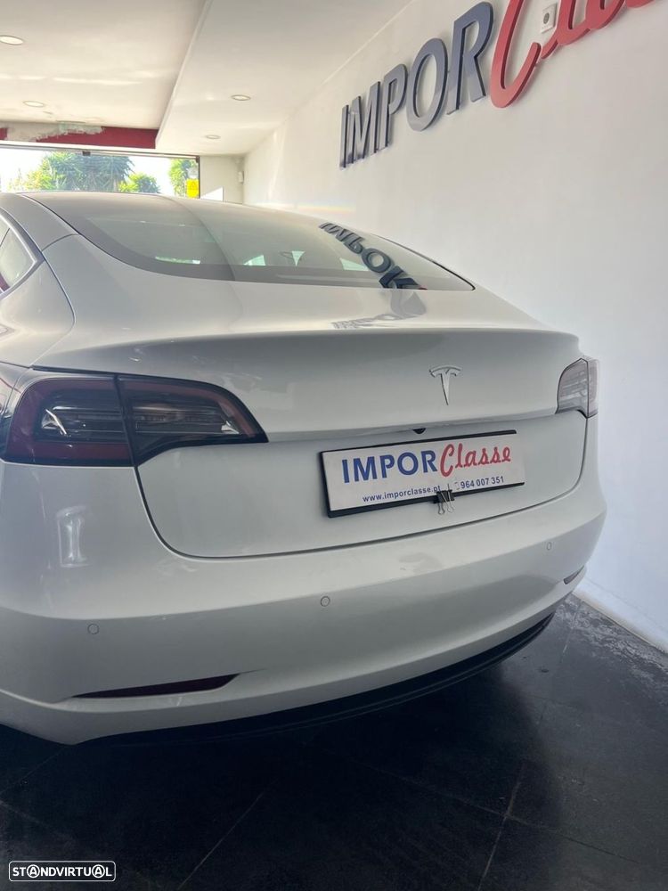 Tesla Model 3 - 17