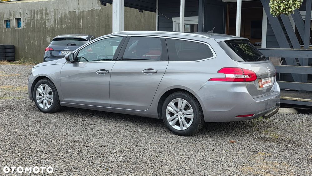 Peugeot 308 e-HDi 115 Stop & Start Allure - 4