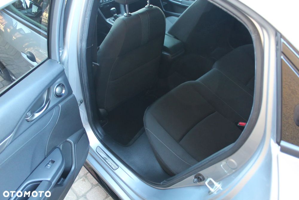 Honda Civic 1.5 T Sport Plus (Navi) - 9